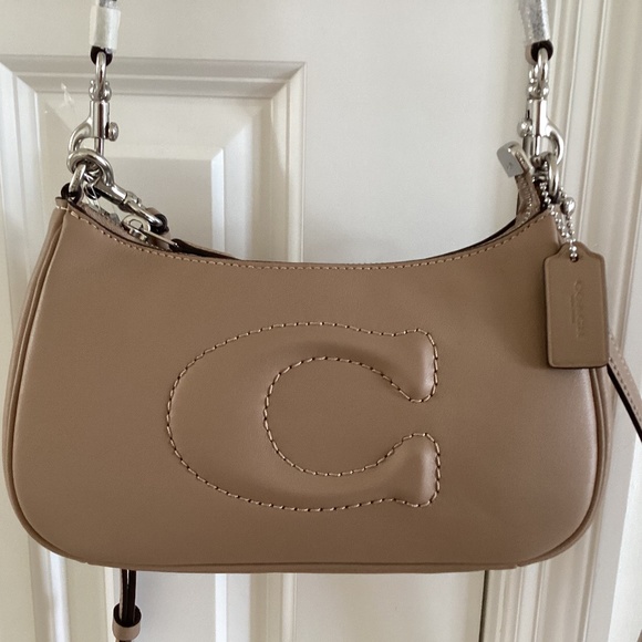 Coach Teri Silver/Taupe/Beige Smooth Leather Shoulder Crossbody Bag CR099 NWOT - Picture 16 of 16